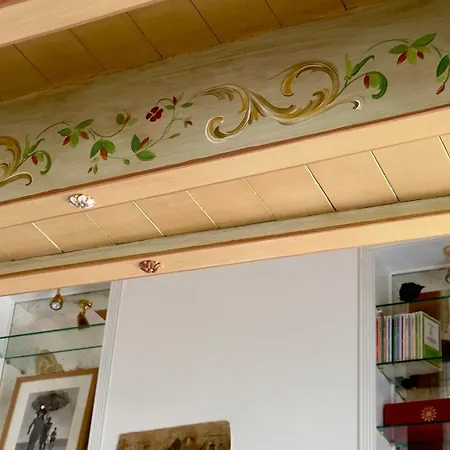 L'echelle Rouge カンヌ