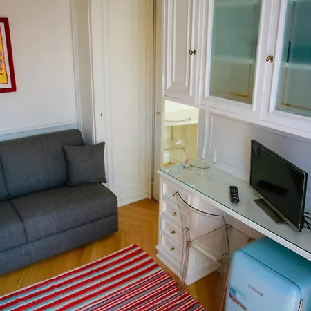 L'echelle Rouge * Cannes